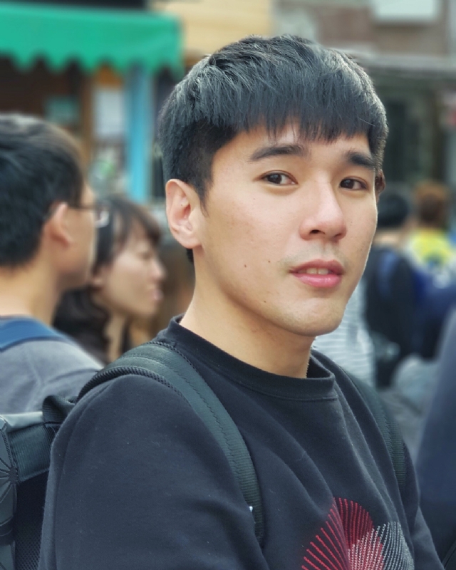 雨中孤独的第一张照片--郑州基督教相亲网