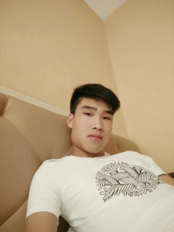 谁不曾孤单上路的第一张照片--郑州基督教相亲网